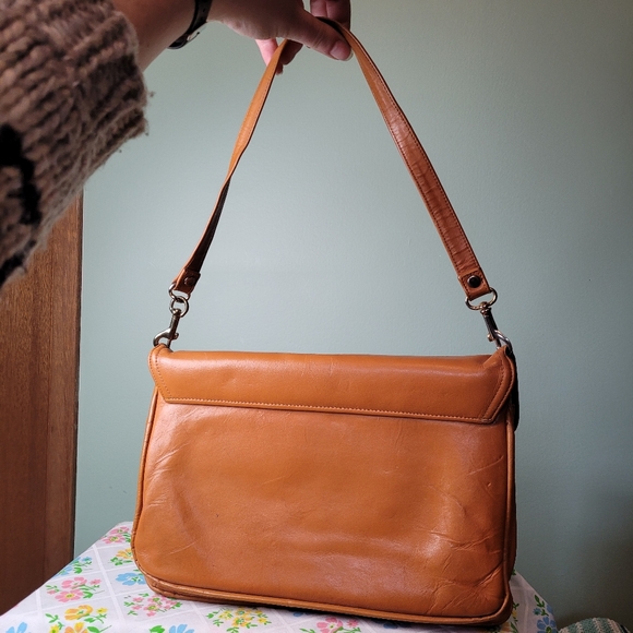 Mastercraft tan flap bag 1970s retro envelope clutch bag - Picture 3 of 16